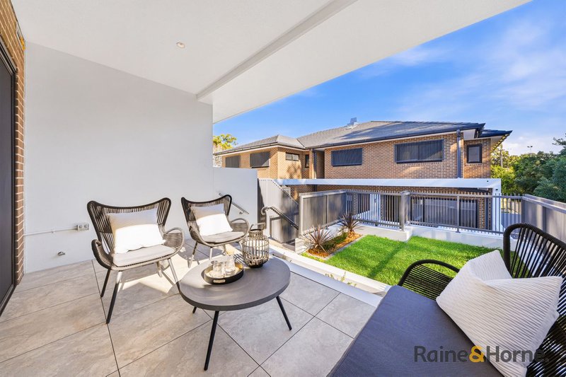 Photo - 4/135 Adderton Road, Carlingford NSW 2118 - Image 18