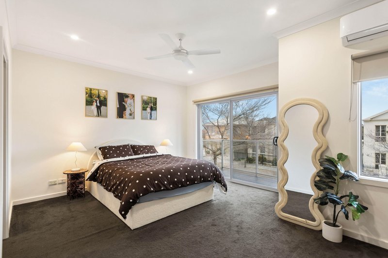 Photo - 4/135 Sanctuary Drive, Mawson Lakes SA 5095 - Image 8
