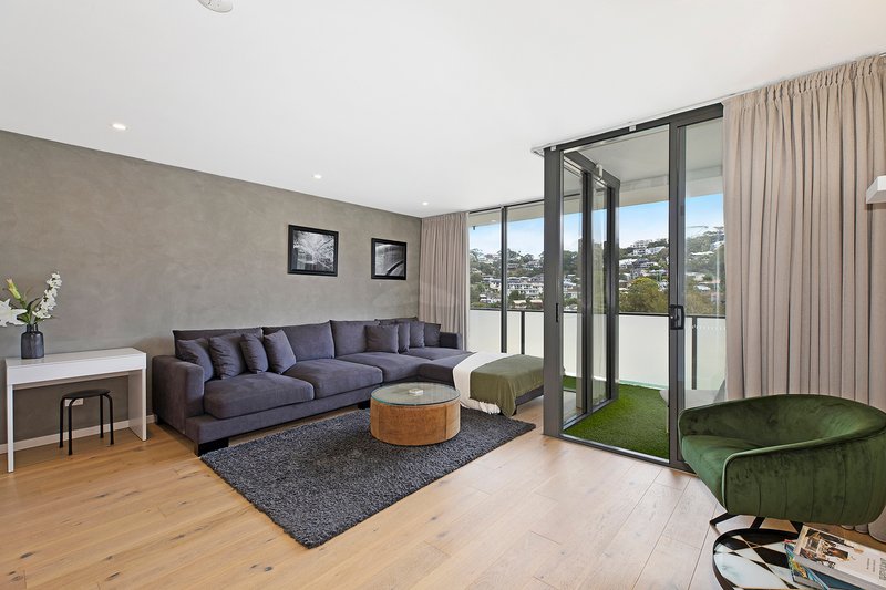 Photo - 413/6 Pine Tree Lane, Terrigal NSW 2260 - Image 3