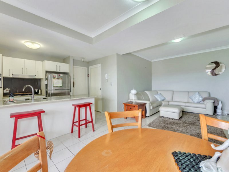 Photo - 41/37 Playfield Street, Chermside QLD 4032 - Image 4