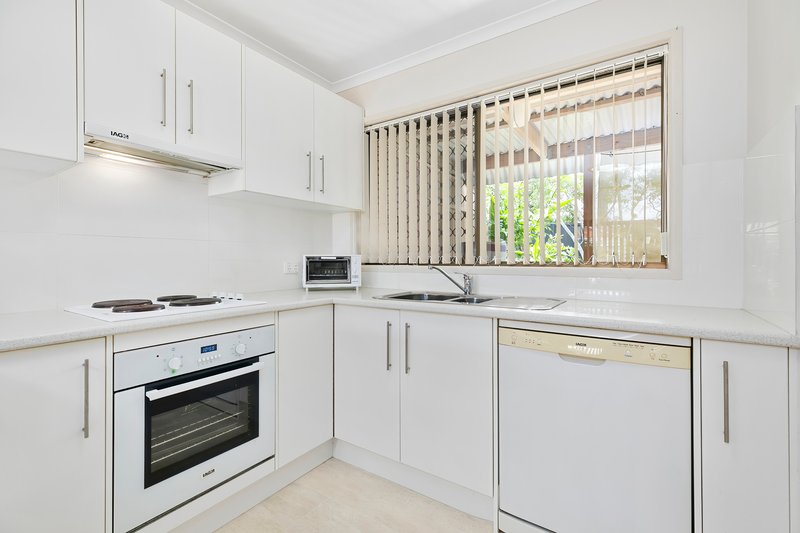 Photo - 4/139 Moorindil Street, Tewantin QLD 4565 - Image 8