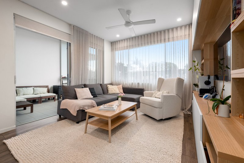 Photo - 413/986 Wynnum Road, Cannon Hill QLD 4170 - Image 5