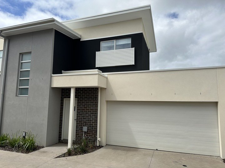 Photo - 4/14-20 Redwood Drive, Cowes VIC 3922 - Image 1