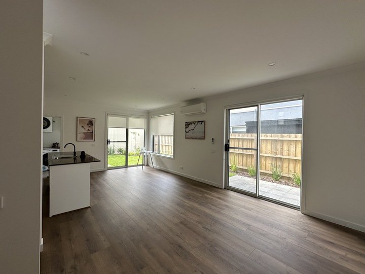 Photo - 4/14-20 Redwood Drive, Cowes VIC 3922 - Image 2