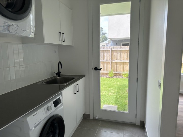 Photo - 4/14-20 Redwood Drive, Cowes VIC 3922 - Image 4