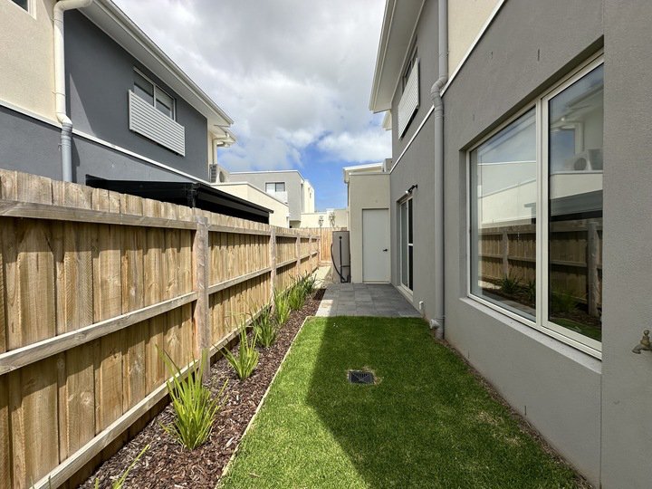 Photo - 4/14-20 Redwood Drive, Cowes VIC 3922 - Image 11