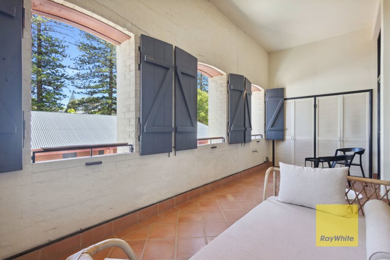Photo - 4/14 Athelstan Road, Cottesloe WA 6011 - Image 6