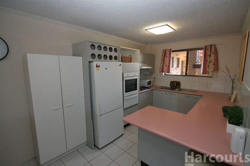 Photo - 4/14 Bibimulya St , Bellara QLD 4507 - Image 5