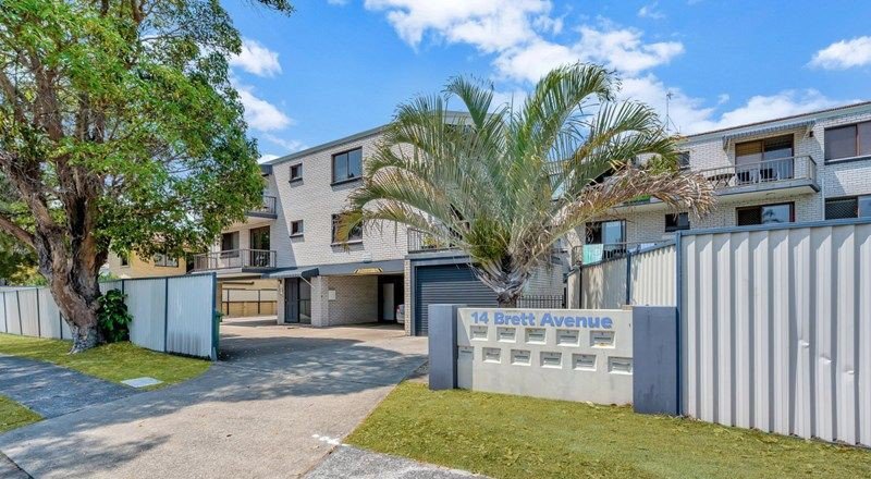 4/14 Brett Avenue, Labrador QLD 4215