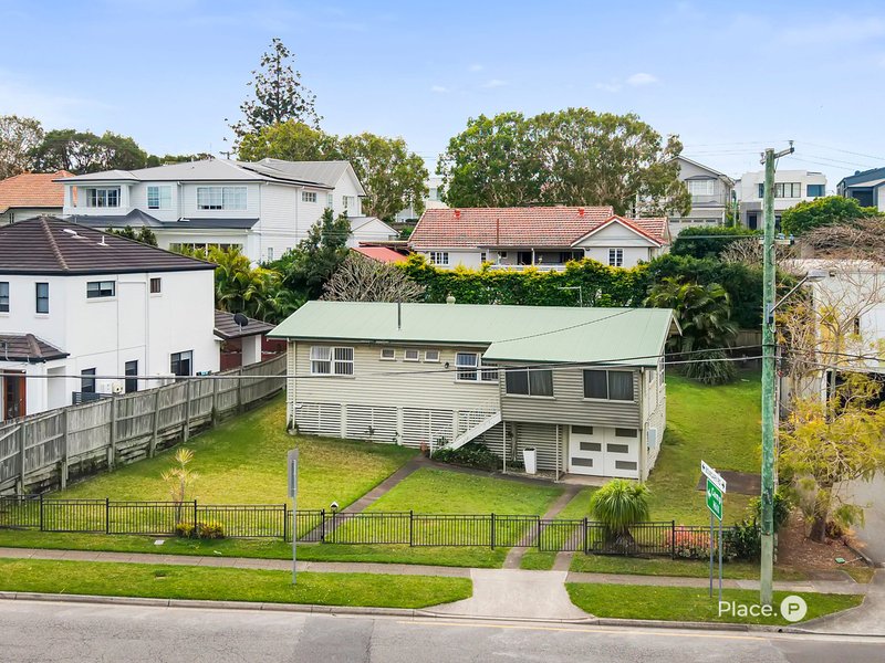 Photo - 414 Chatsworth Road, Coorparoo QLD 4151 - Image 2