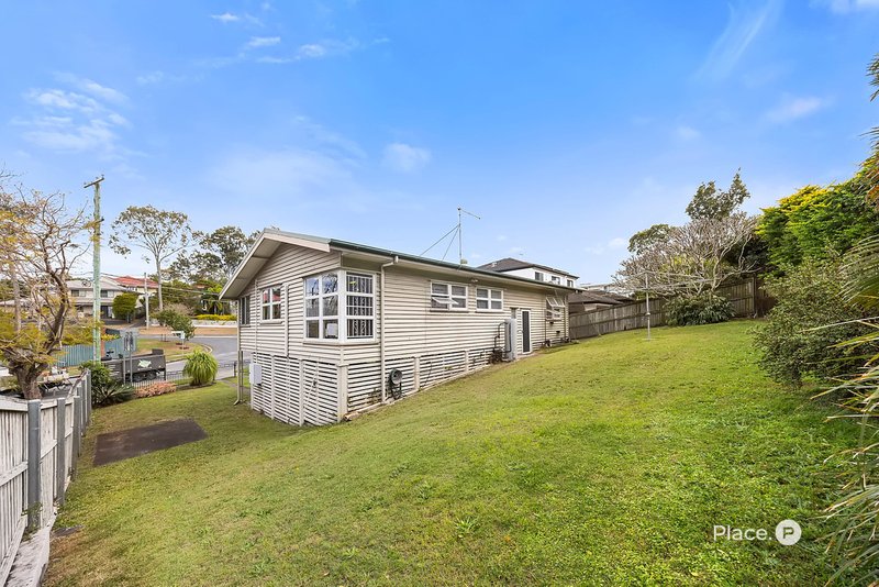 Photo - 414 Chatsworth Road, Coorparoo QLD 4151 - Image 14