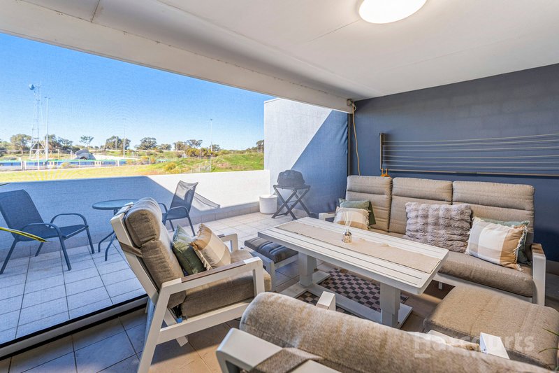 Photo - 4/14 Cottage Street, Mandurah WA 6210 - Image 4