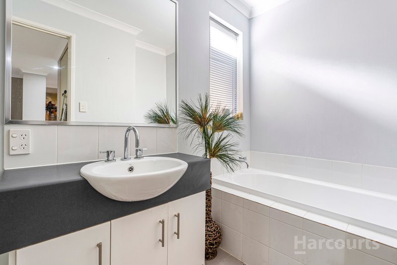 Photo - 4/14 Cottage Street, Mandurah WA 6210 - Image 16