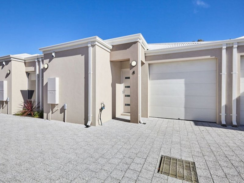 Photo - 4/14 Dodd Street, Hamilton Hill WA 6163 - Image 1