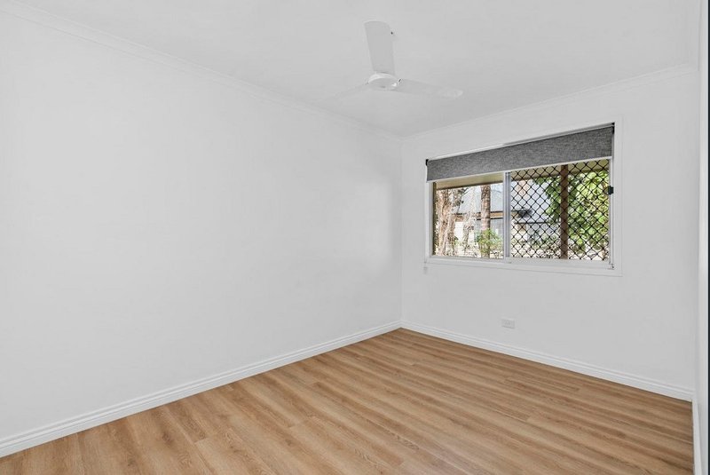 Photo - 4/14 Garden Street, Southport QLD 4215 - Image 2