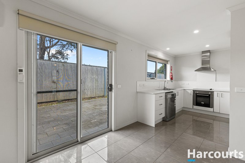 Photo - 4/14 Gatenby Drive, Miandetta TAS 7310 - Image 3