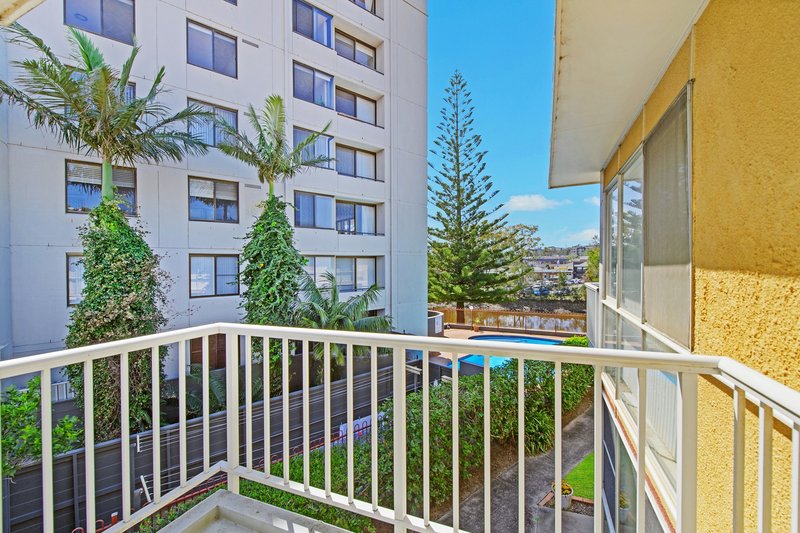 Photo - 4/14 Hollingworth Street, Port Macquarie NSW 2444 - Image 9