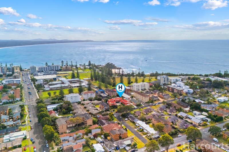Photo - 4/14 Oxley Crescent, Port Macquarie NSW 2444 - Image 2