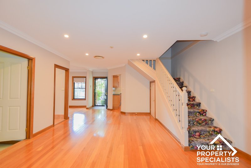 Photo - 4/14 Park Street, Camden NSW 2570 - Image 5