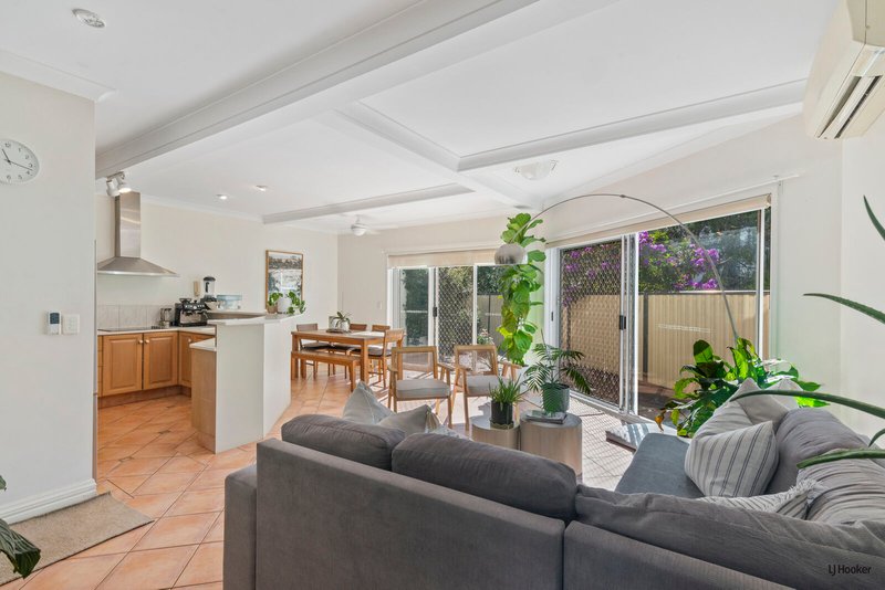 Photo - 4/14 Wilpark Crescent, Currumbin Waters QLD 4223 - Image 6