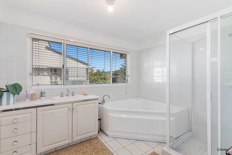 Photo - 4/14 Wilpark Crescent, Currumbin Waters QLD 4223 - Image 12