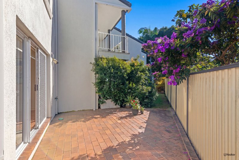 Photo - 4/14 Wilpark Crescent, Currumbin Waters QLD 4223 - Image 17