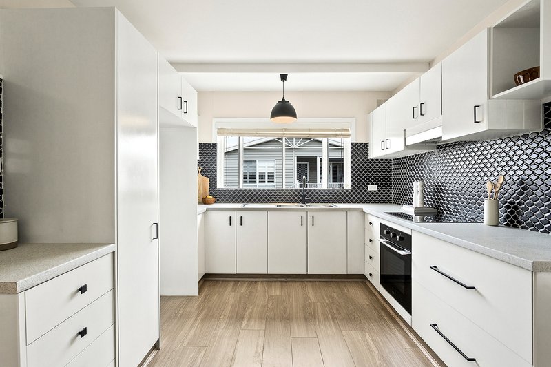 Photo - 4/140-146 Windang Road, Windang NSW 2528 - Image 2