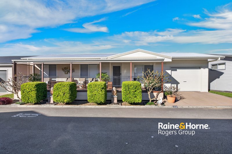Photo - 414/25 Mulloway Road, Chain Valley Bay NSW 2259 - Image 1
