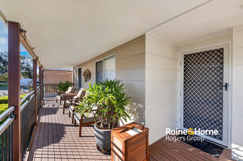Photo - 414/25 Mulloway Road, Chain Valley Bay NSW 2259 - Image 2