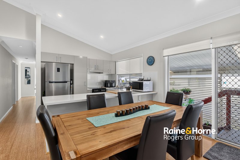 Photo - 414/25 Mulloway Road, Chain Valley Bay NSW 2259 - Image 4