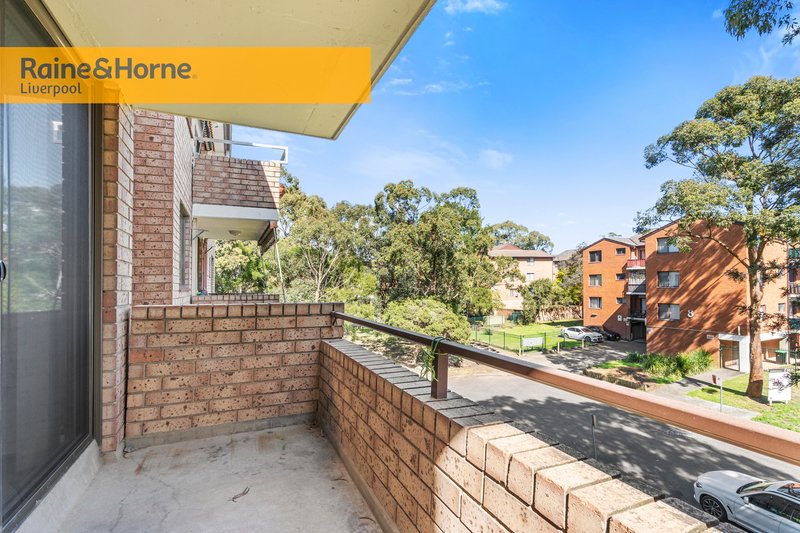 Photo - 4/144 Moore Street, Liverpool NSW 2170 - Image 6