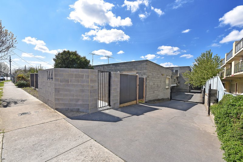 4/144 Nicholson Street, Coburg VIC 3058