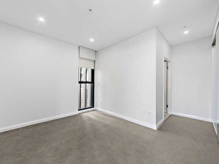 Photo - 414/5 Maple Tree Road, Westmead NSW 2145 - Image 2