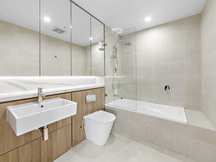 Photo - 414/5 Maple Tree Road, Westmead NSW 2145 - Image 3