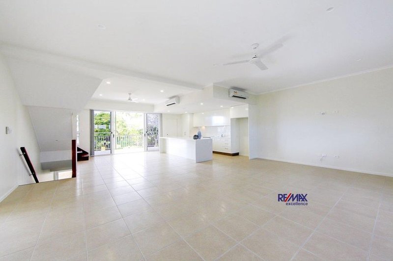 Photo - 4/146 Eyre Street, North Ward QLD 4810 - Image 3