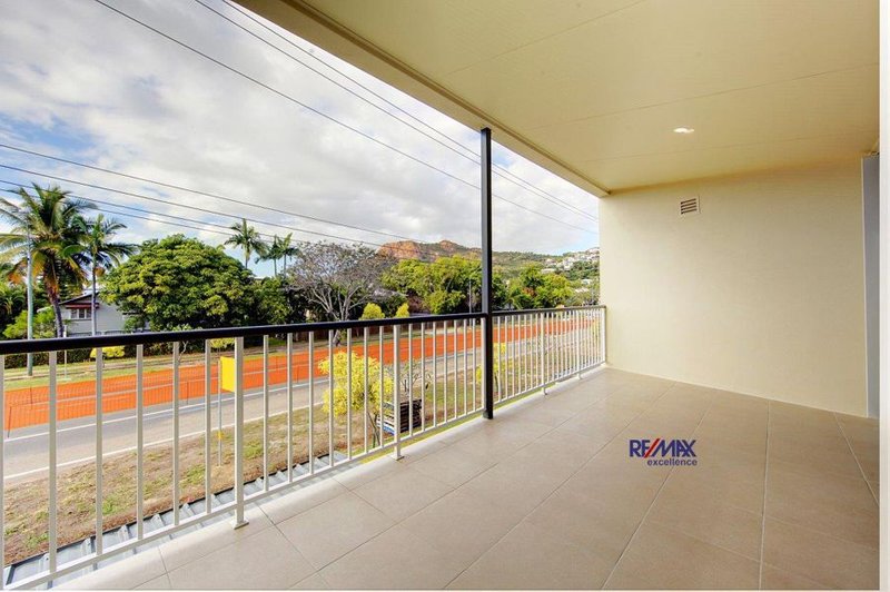 Photo - 4/146 Eyre Street, North Ward QLD 4810 - Image 11