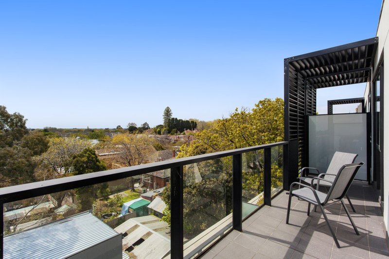 Photo - 414/833 Dandenong Road, Malvern East VIC 3145 - Image 4