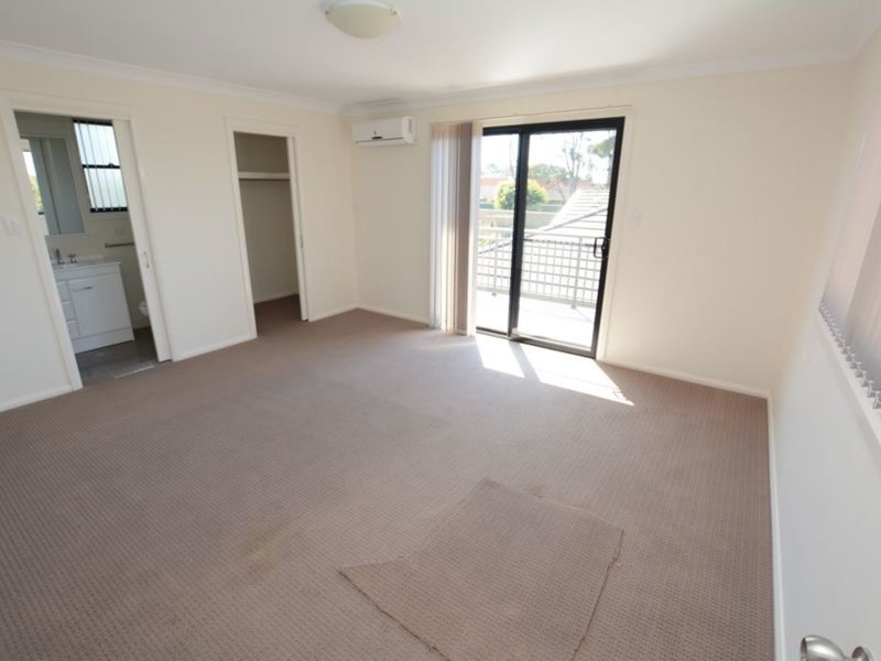 Photo - 4/15-17 Connell Street, Old Bar NSW 2430 - Image 6