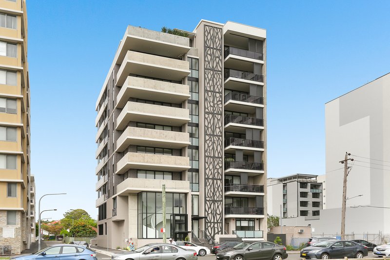 Photo - 4/15-17 Gertrude Street, Wolli Creek NSW 2205 - Image 2