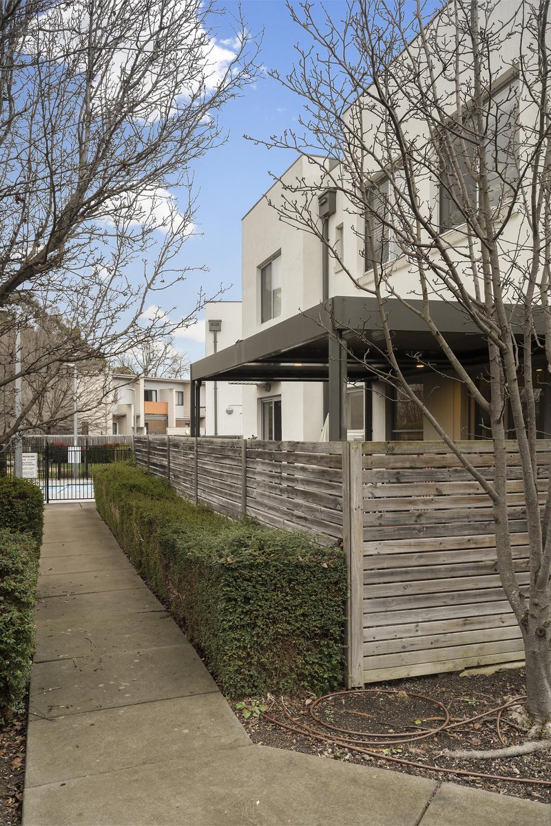 Photo - 4/15 Berrigan Crescent, O'Connor ACT 2602 - Image 16