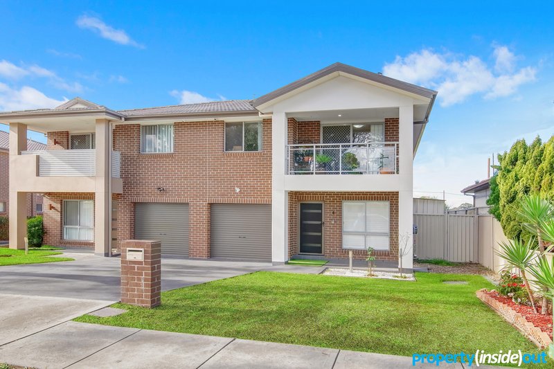 Photo - 4/15 Carter Street, Seven Hills NSW 2147 - Image 2