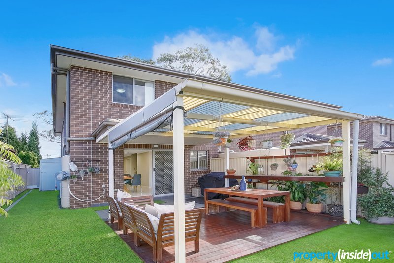 Photo - 4/15 Carter Street, Seven Hills NSW 2147 - Image 13