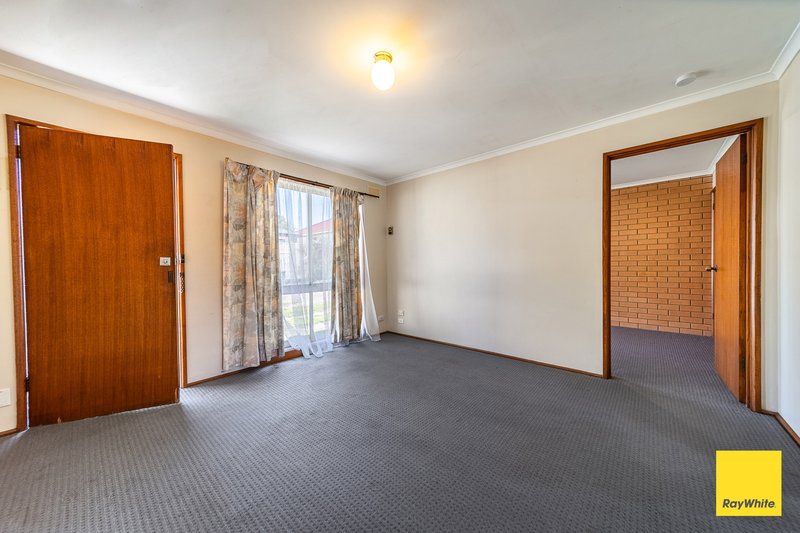 Photo - 4/15 Church Street, Kangaroo Flat VIC 3555 - Image 6