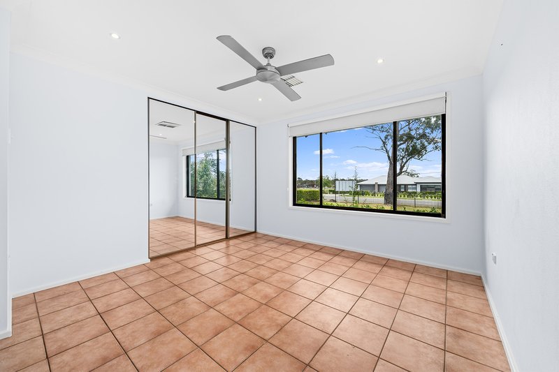 Photo - 415 Fourth Avenue, Austral NSW 2179 - Image 4