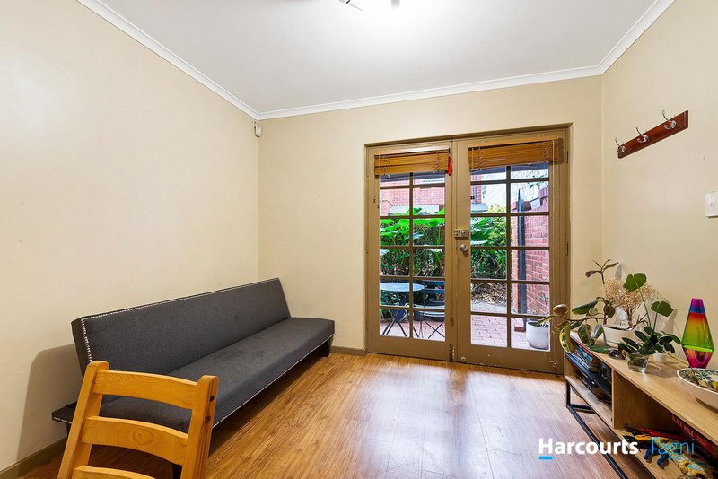 Photo - 4/15 Hamley Street, Adelaide SA 5000 - Image 6