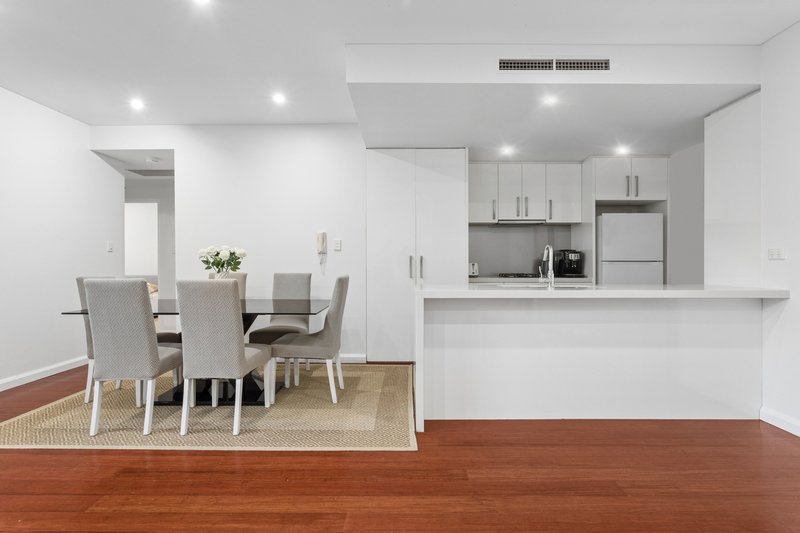 Photo - 4/15 Kooringa Road, Chatswood NSW 2067 - Image 1