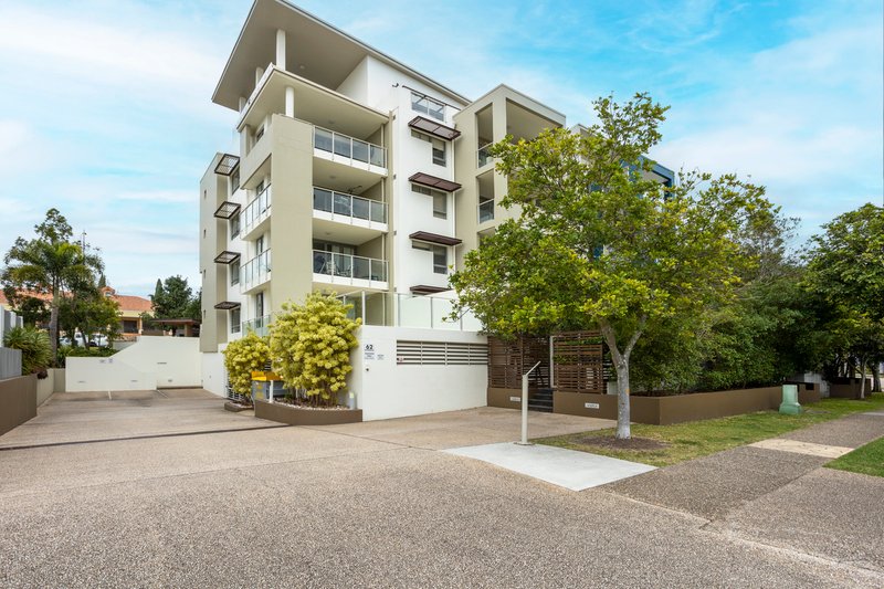 Photo - 4/15 Laver Drive, Robina QLD 4226 - Image 6