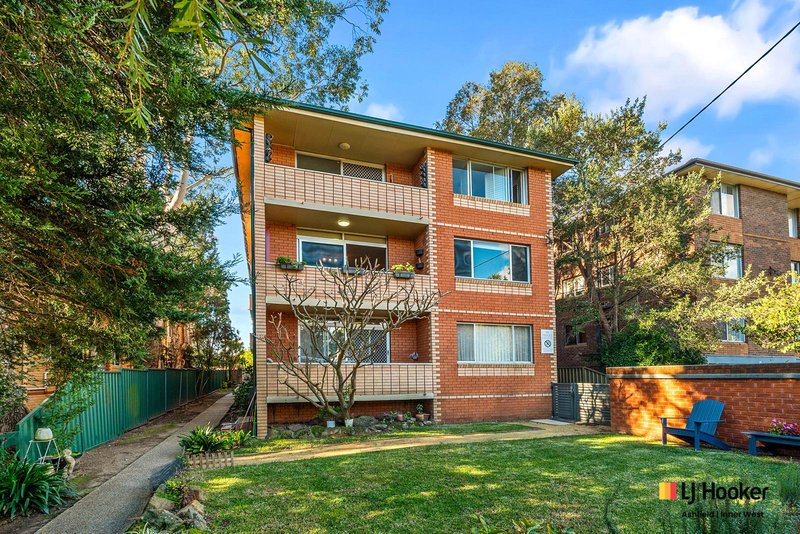 Photo - 4/15 Loftus Street, Ashfield NSW 2131 - Image 8