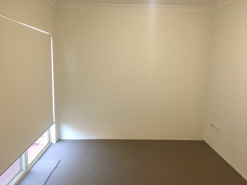 Photo - 4/15 Romani Avenue, Hurstville NSW 2220 - Image 5