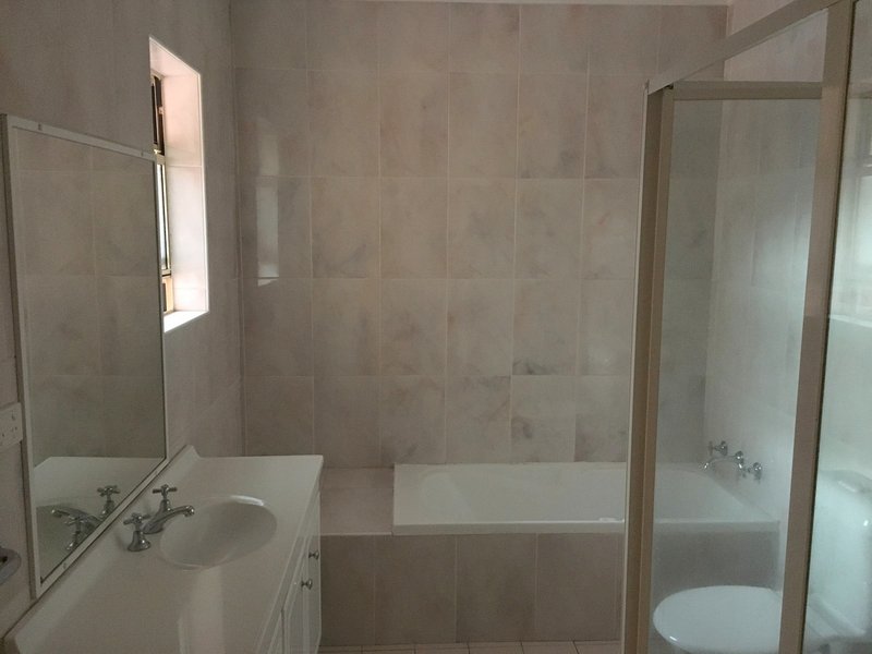 Photo - 4/15 Romani Avenue, Hurstville NSW 2220 - Image 7